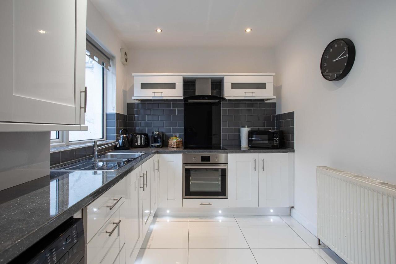 Refurbished Home, 8 Mins To Cc Belfast Ngoại thất bức ảnh