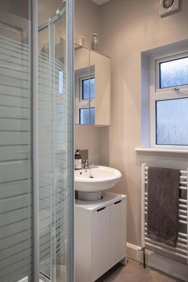 Refurbished Home, 8 Mins To Cc Belfast Ngoại thất bức ảnh