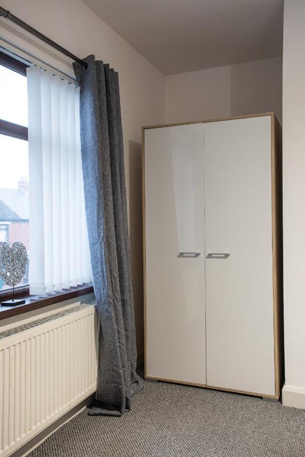 Refurbished Home, 8 Mins To Cc Belfast Ngoại thất bức ảnh